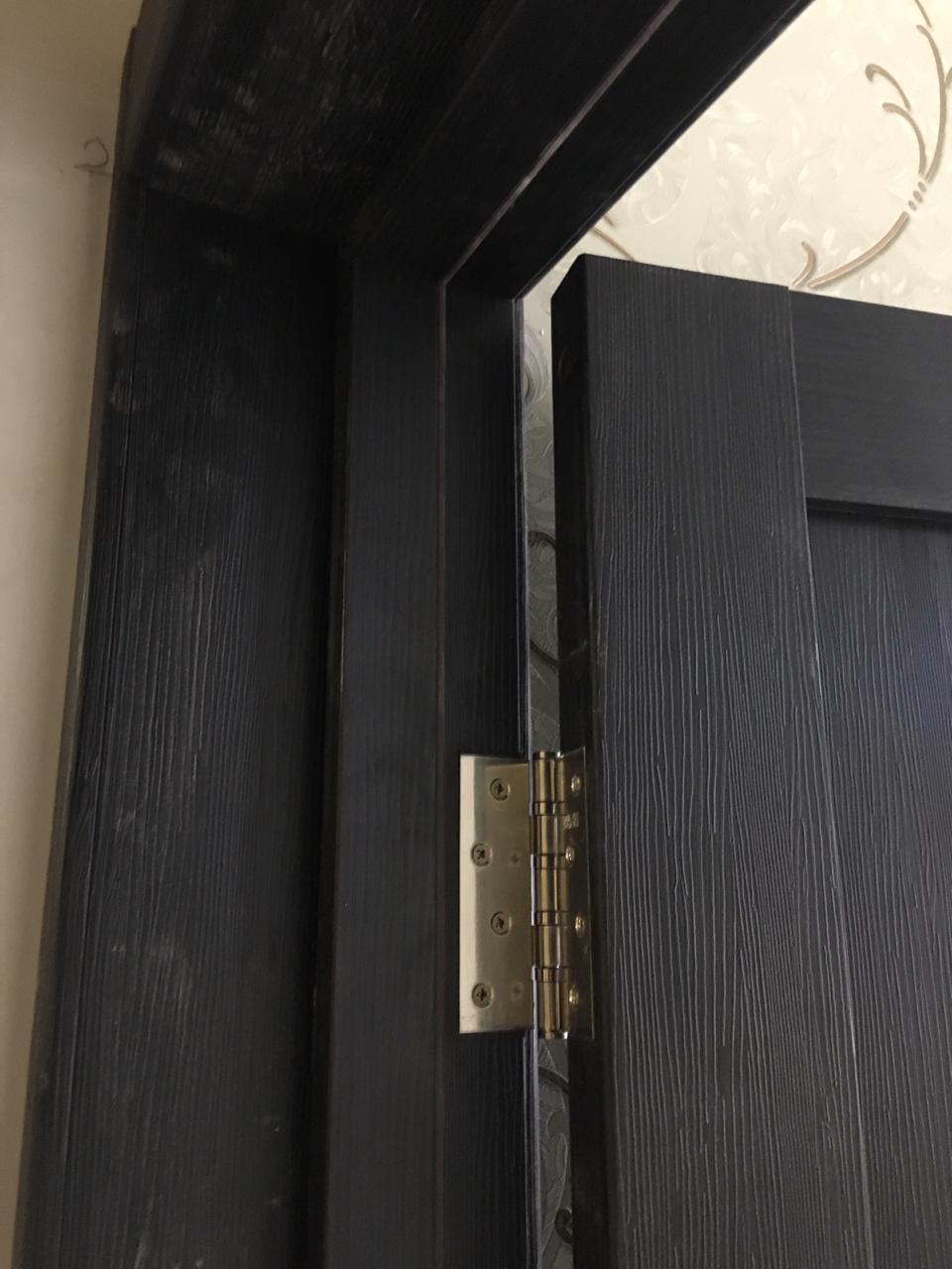 Фото установки межкомнатной двери 13